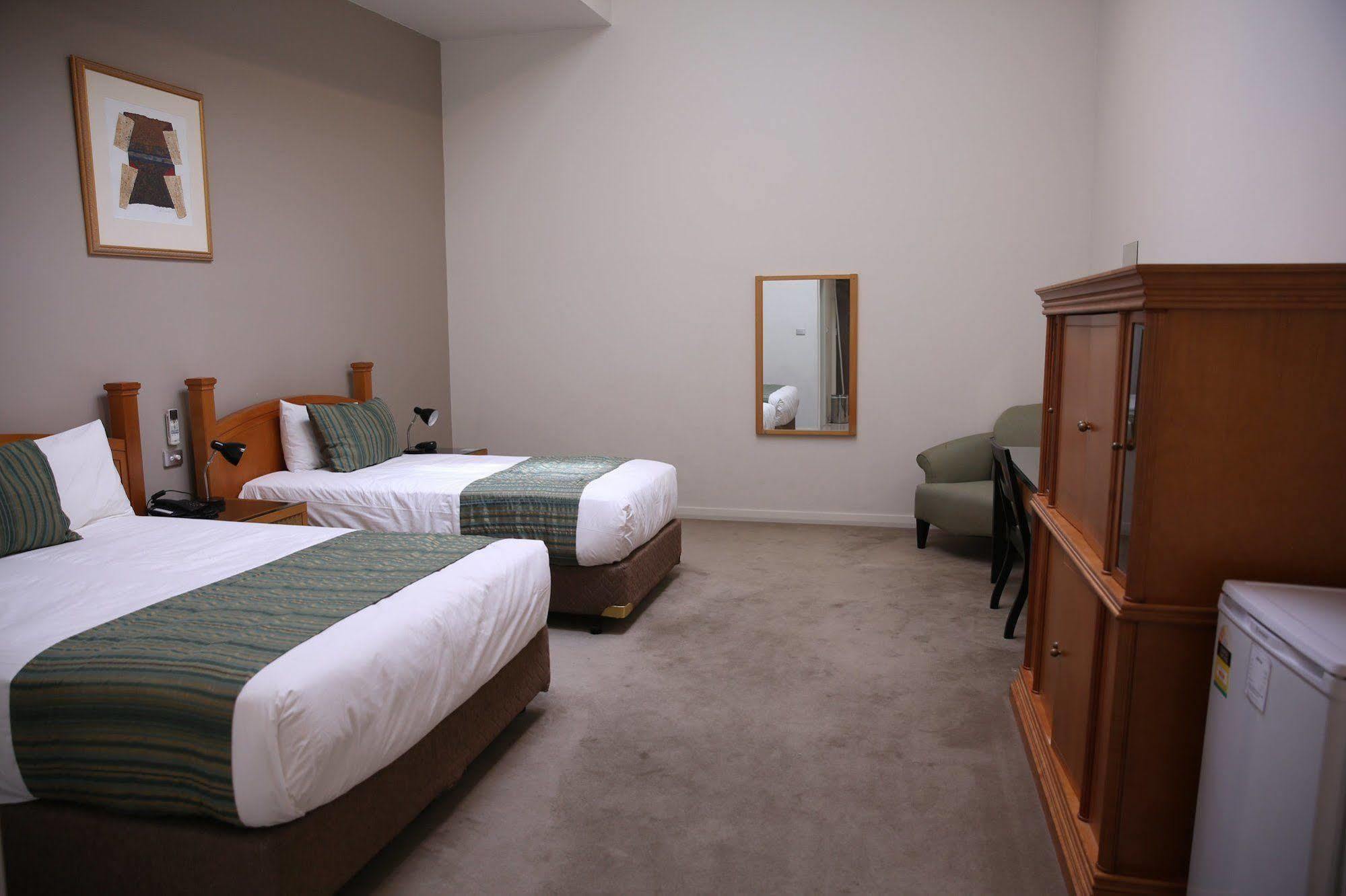 The Grand Motel Грифит Екстериор снимка